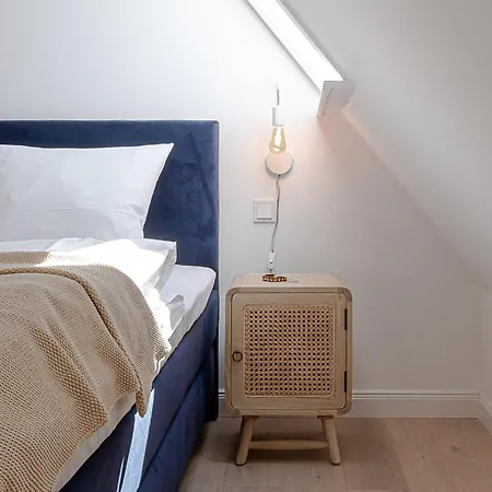 Kajuete #24 Dock 6c * Westerland