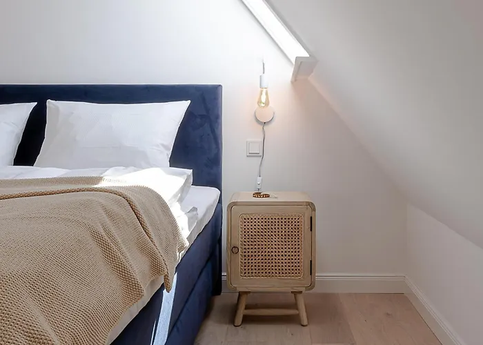 Kajuete #24 Dock 6c * Westerland